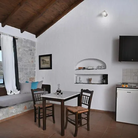 Selana Néon Oítilon