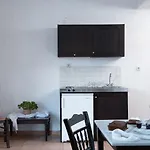 Ξενοδοχείο με διαμερίσματα Selana