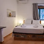 Selana 3*