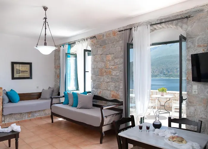 Selana Apartahotel Néon Oítilon